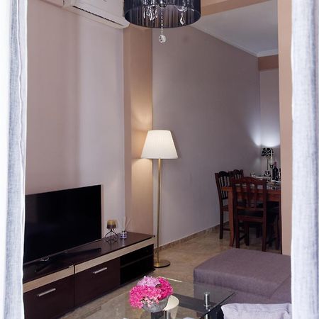 Serenity Apartment Каламата Экстерьер фото