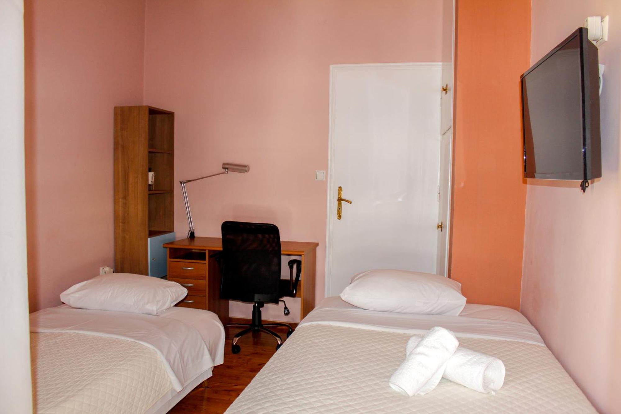 Serenity Apartment Каламата Экстерьер фото